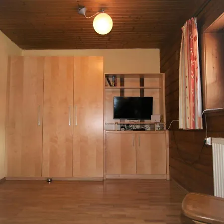 Hexenhaeusl By Interhome بيت للعطل *